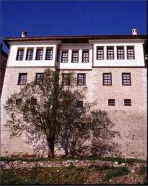 Vergoula's Mansion